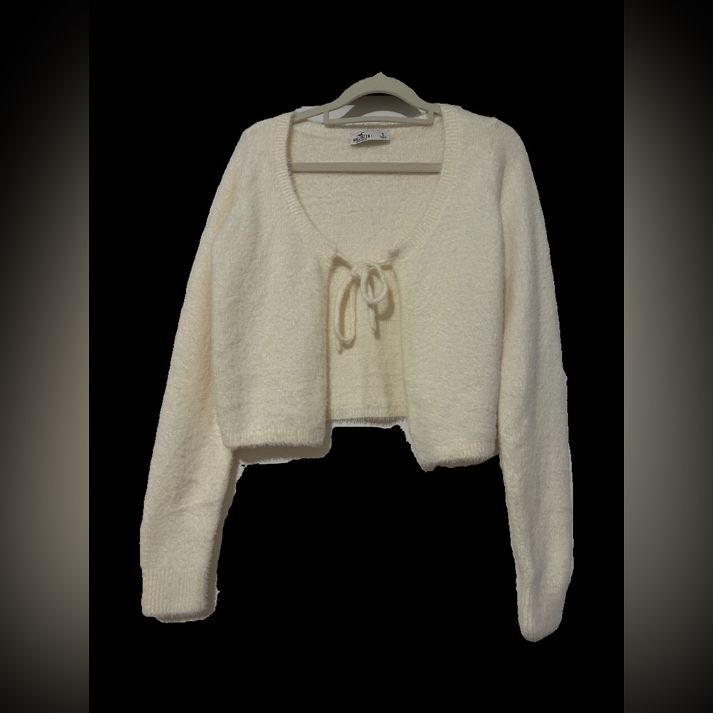 Hollister Cream Fuzzy Knit Cardigan Sweater Top with Tie
